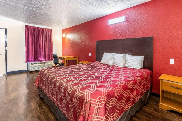 Econo Lodge Knoxville image 12