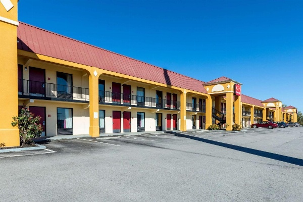 Econo Lodge Knoxville image 3